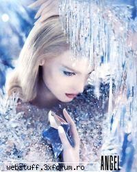 angel (thiery mugler)

   feminine
   familia de arome: verzi, orientale
   note initiale: piersici,